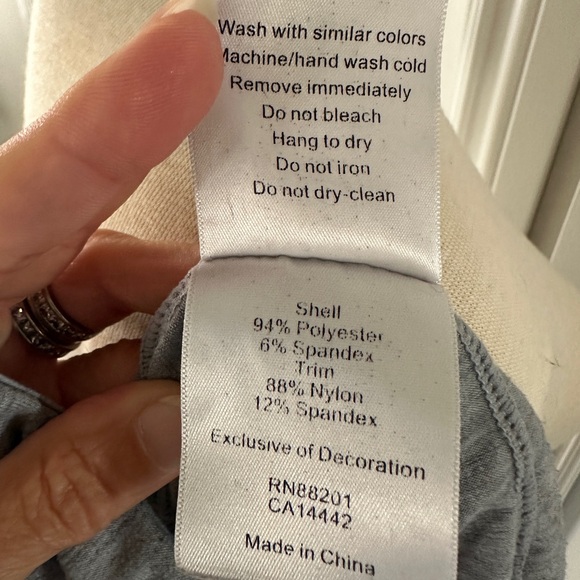 💥3 for $30💥 Ombré Tank Top - Picture 3 of 3